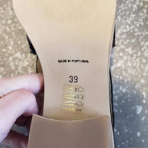 Unity in Diversity Black and Silver Flats - Picture 3 of 5